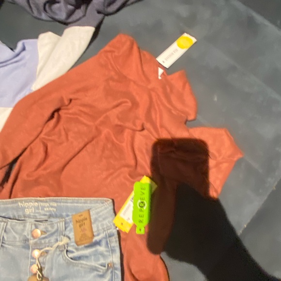 Stitch fix bundle size 10 - Picture 5 of 9